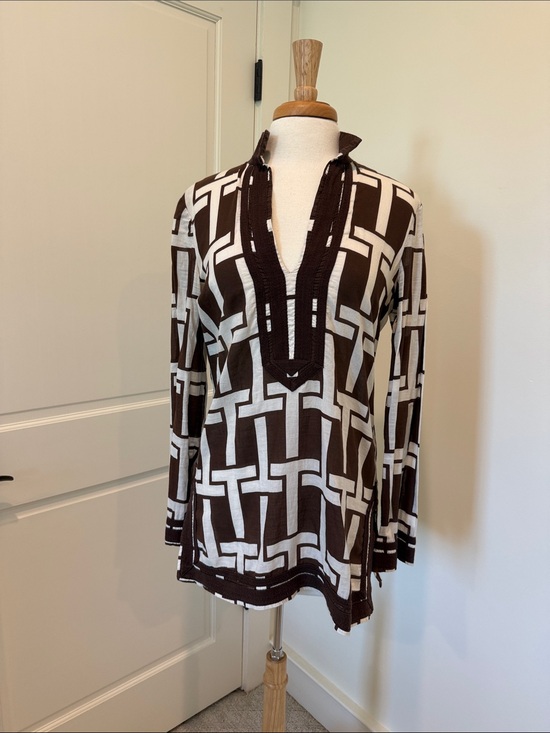 Tory Burch Tops - Tory Burch Brown and White Geometric V-Neck Tunic